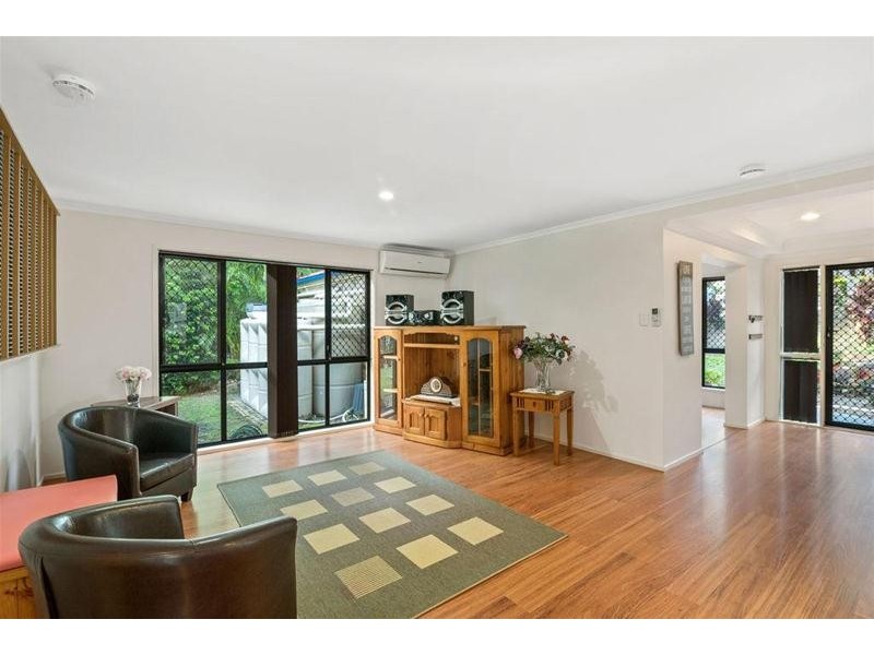 50 Forest Drive, Elanora QLD 4221