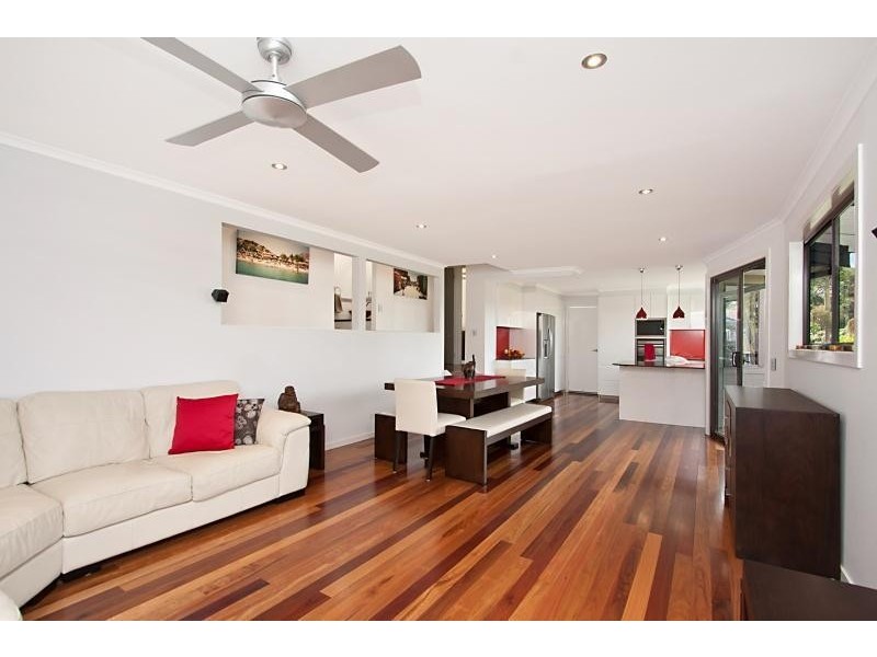 12 Doubleview Drive, Elanora QLD 4221