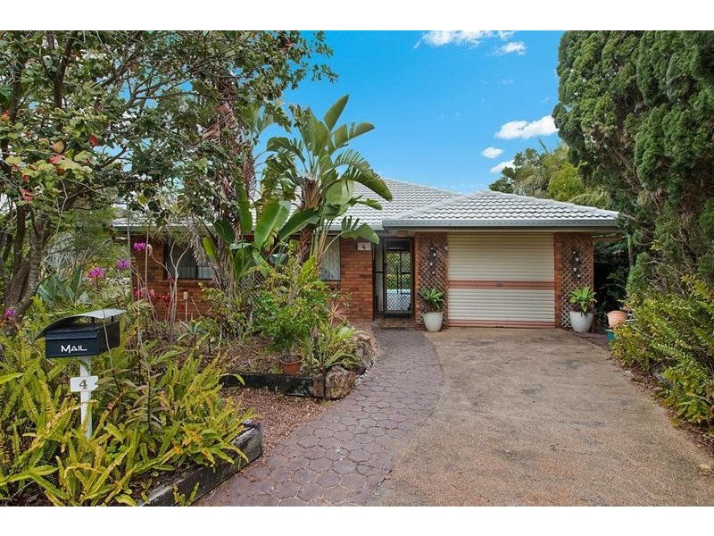 4 Capel Court, Elanora QLD 4221
