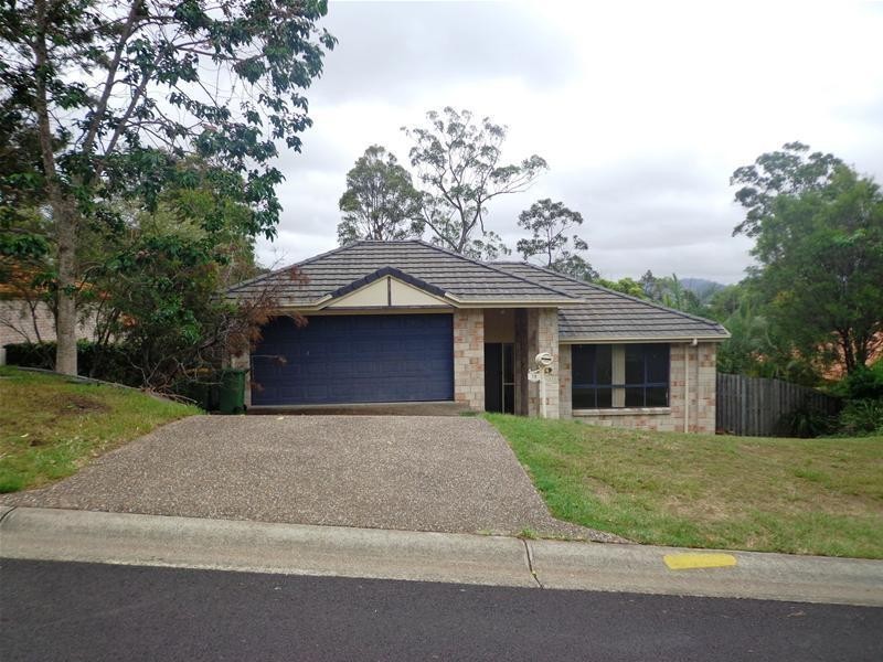 39 Hibertia Avenue, Elanora QLD 4221