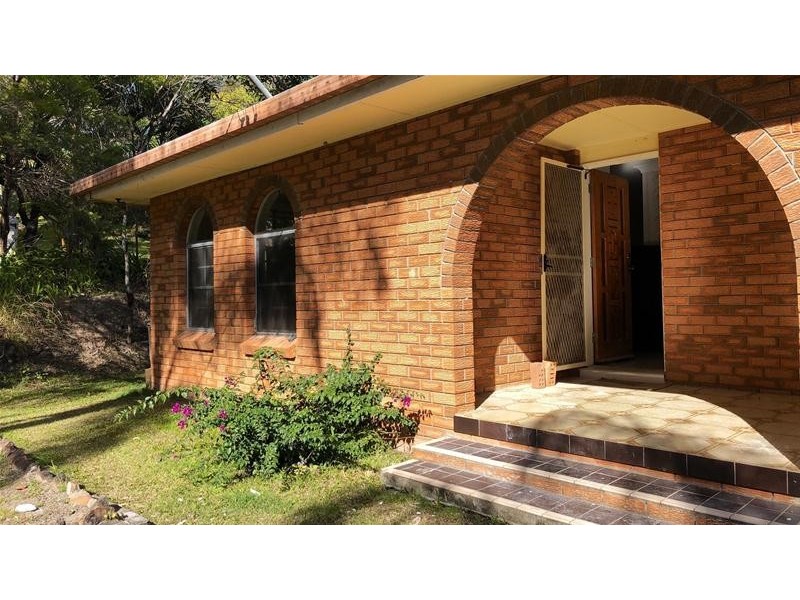 10 Benaroon Court, Tallebudgera Valley QLD 4228