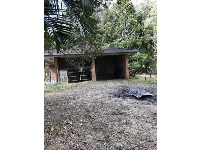 10 Benaroon Court, Tallebudgera Valley QLD 4228