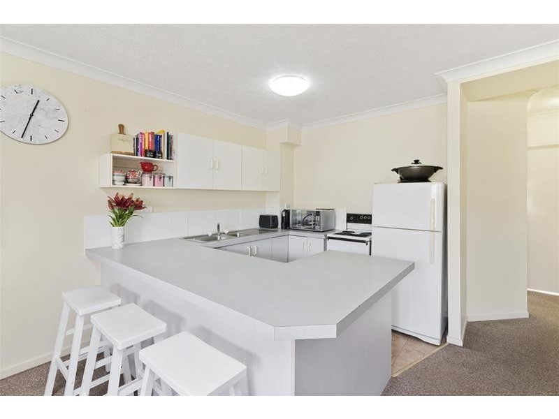 13/14 Mawarra Street, Palm Beach QLD 4221