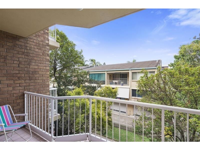 13/14 Mawarra Street, Palm Beach QLD 4221