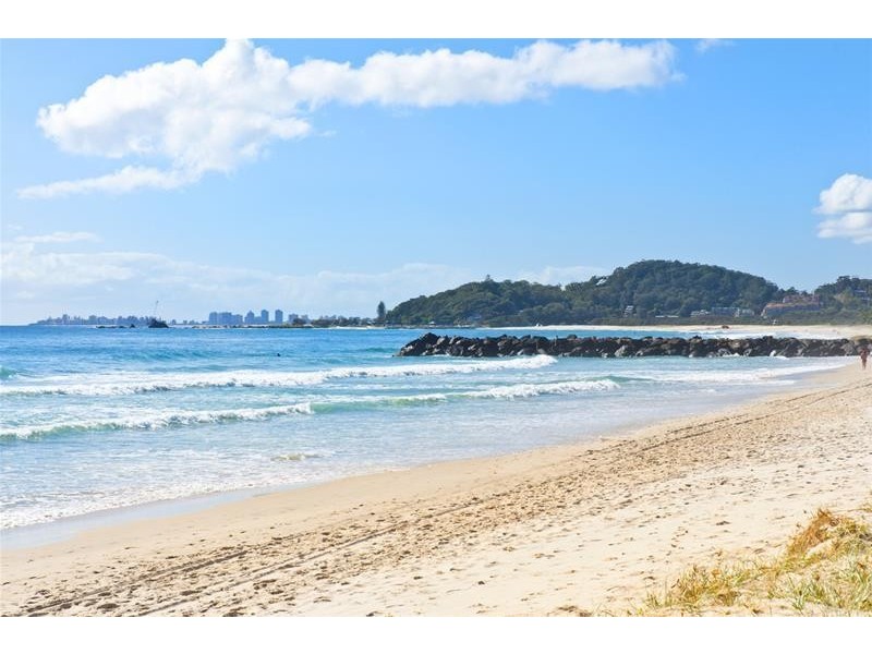 13/14 Mawarra Street, Palm Beach QLD 4221