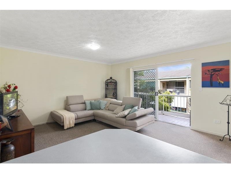 13/14 Mawarra Street, Palm Beach QLD 4221