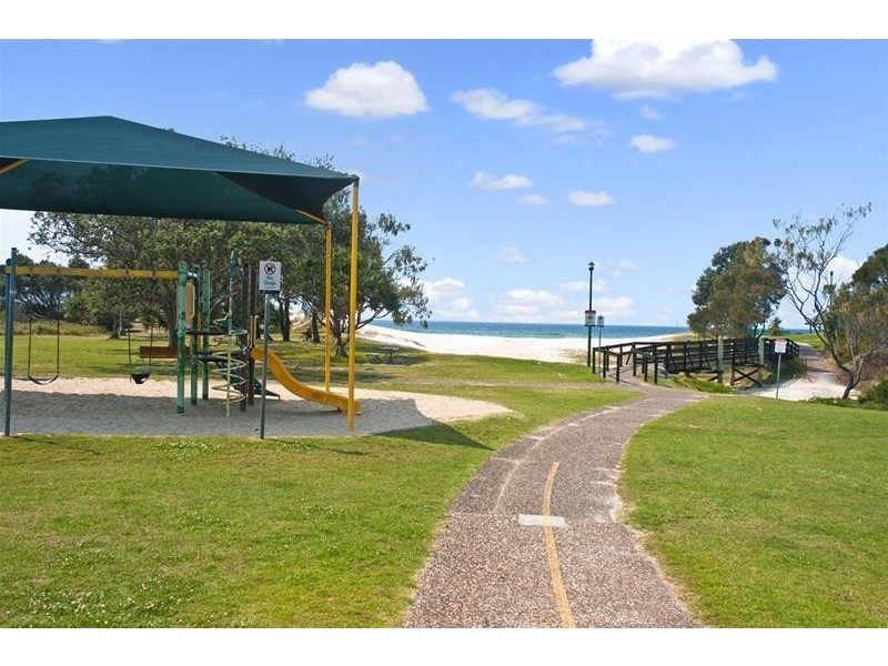 13/14 Mawarra Street, Palm Beach QLD 4221