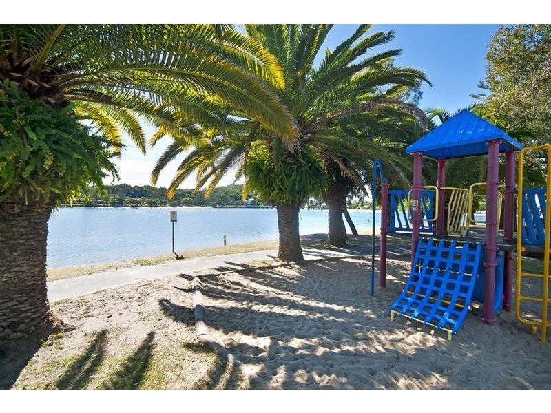 13/14 Mawarra Street, Palm Beach QLD 4221