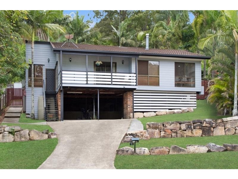 8 Glentrees Grove, Currumbin Waters QLD 4223