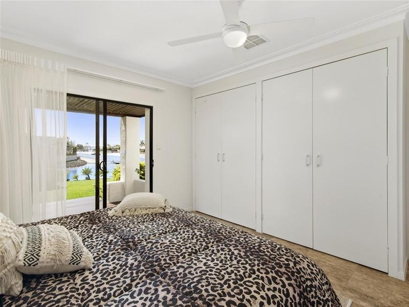 124 Mallawa Drive, Palm Beach QLD 4221