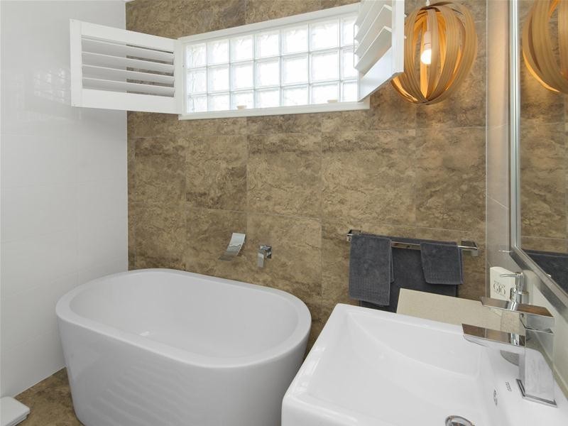 124 Mallawa Drive, Palm Beach QLD 4221