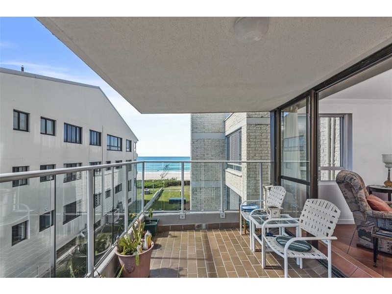 11/373 Golden Four Drive, Tugun QLD 4224