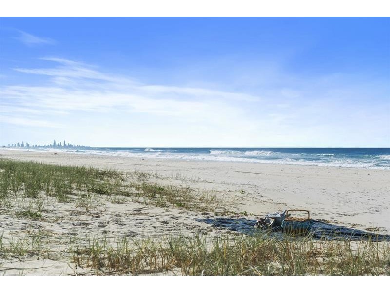 11/373 Golden Four Drive, Tugun QLD 4224