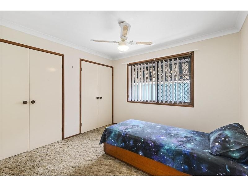 77 KP McGrath Drive, Elanora QLD 4221