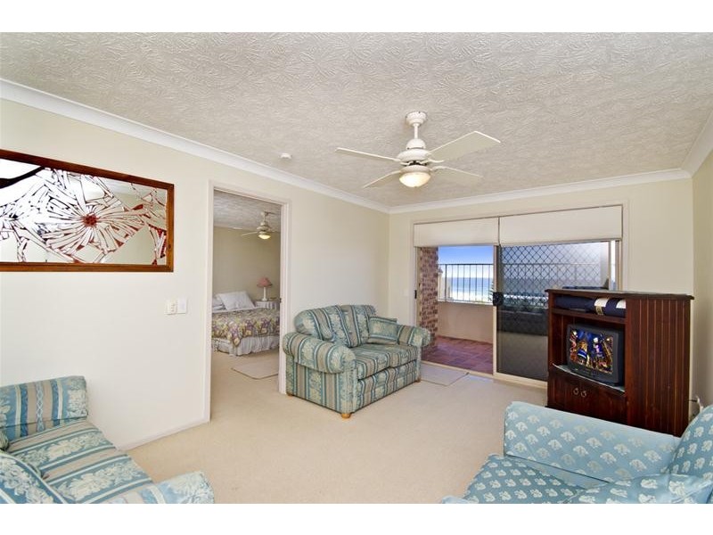 17/1251 Gold Coast Highway, Palm Beach QLD 4221