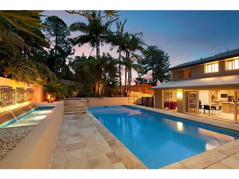 118 Murtha Drive, Elanora QLD 4221