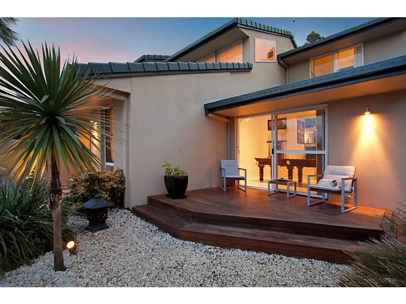 118 Murtha Drive, Elanora QLD 4221