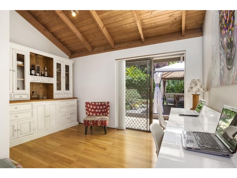 5 Tammin Place, Elanora QLD 4221