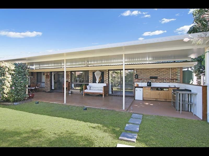 7 Holbrook Way, Elanora QLD 4221