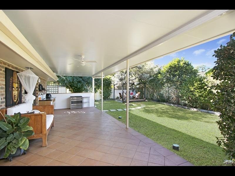 7 Holbrook Way, Elanora QLD 4221