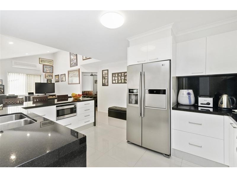 5 Beaumont Court, Currumbin Waters QLD 4223