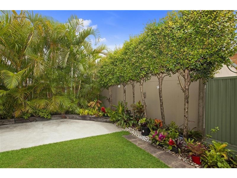 1/81 Tallebudgera Drive, Palm Beach QLD 4221