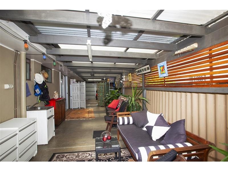 1/81 Tallebudgera Drive, Palm Beach QLD 4221