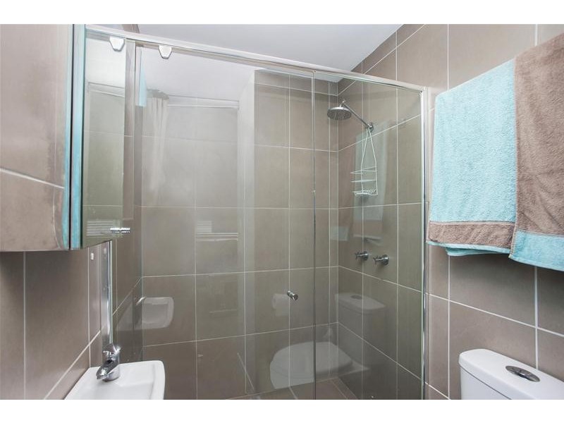 1/81 Tallebudgera Drive, Palm Beach QLD 4221