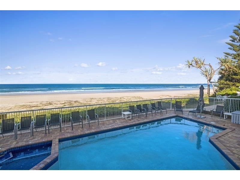 27/2 Seventeenth Avenue, Palm Beach QLD 4221