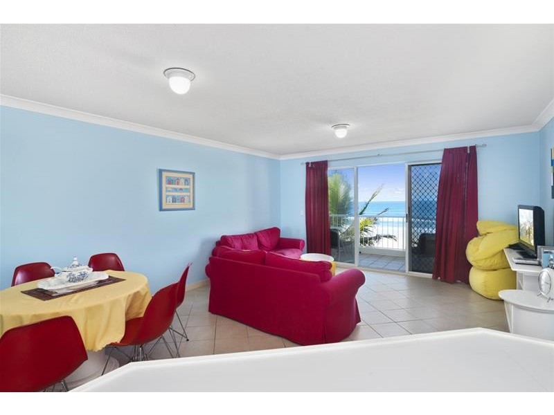 27/2 Seventeenth Avenue, Palm Beach QLD 4221