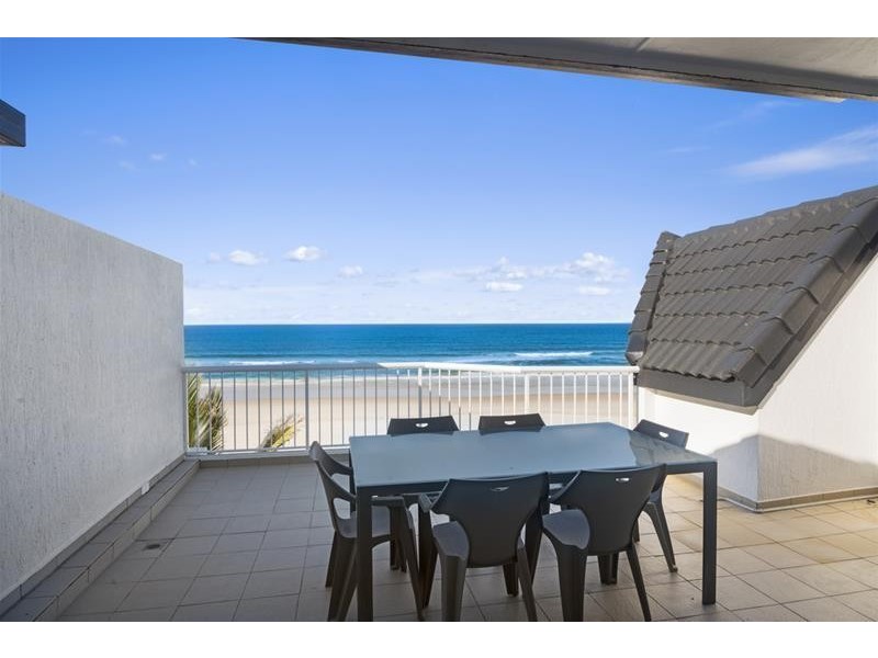 27/2 Seventeenth Avenue, Palm Beach QLD 4221