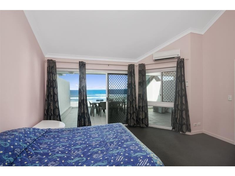 27/2 Seventeenth Avenue, Palm Beach QLD 4221