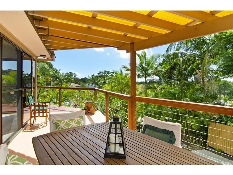 4 Hyden Court, Elanora QLD 4221