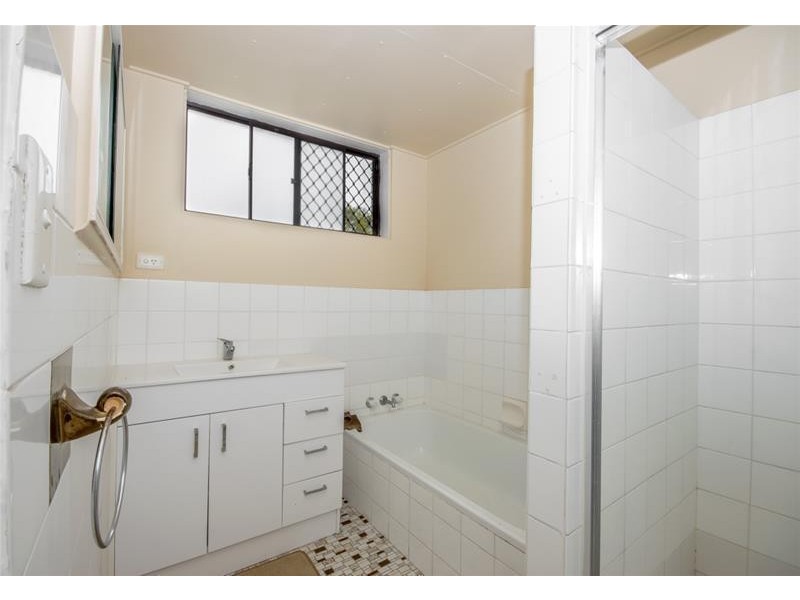 6/2 Mawarra Street, Palm Beach QLD 4221