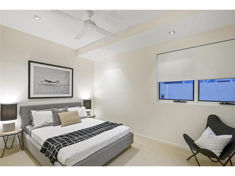 228 Jefferson Lane, Palm Beach QLD 4221