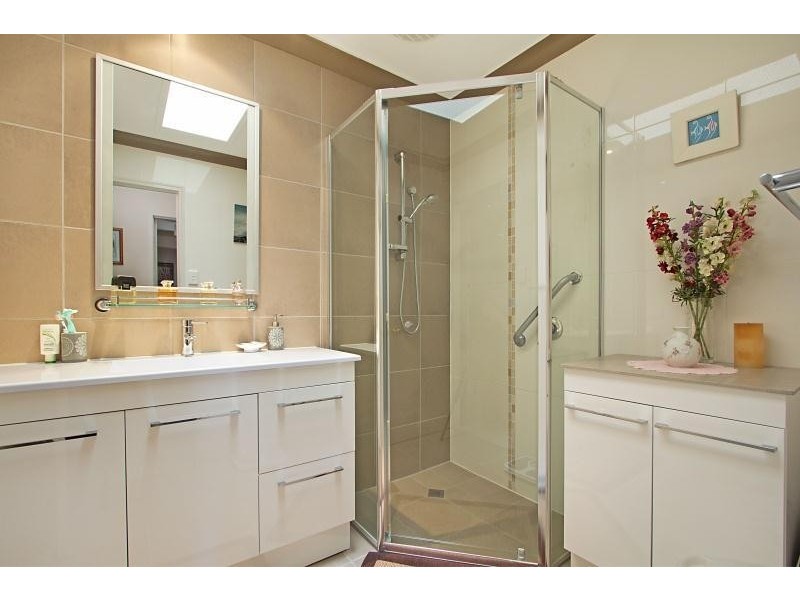 1/40 Guineas Creek Road, Currumbin Waters QLD 4223