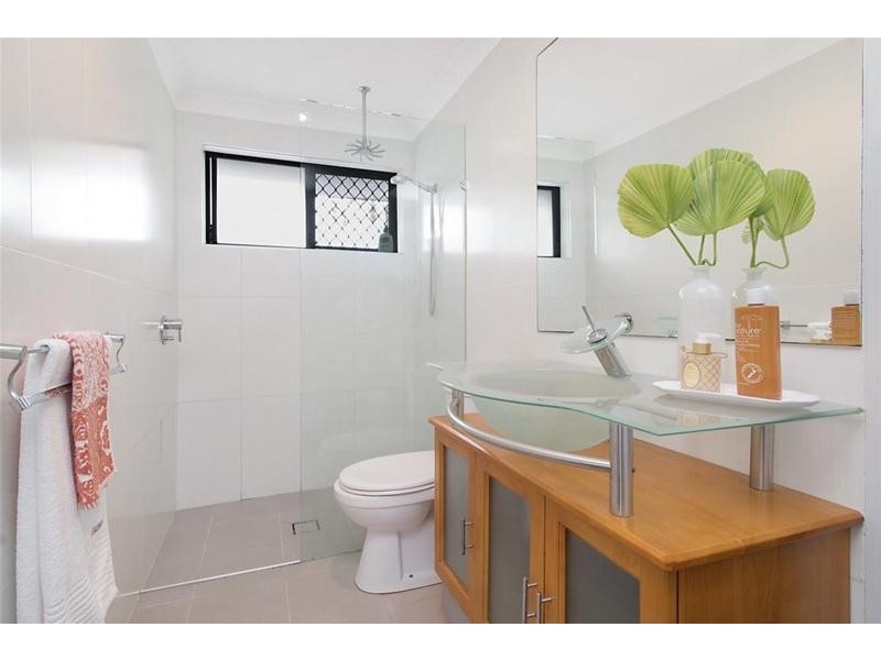 174 Guineas Creek Road, Currumbin Waters QLD 4223