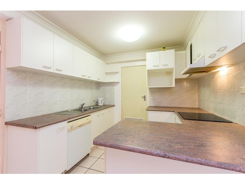 2/987 Gold Coast Highway, Palm Beach QLD 4221