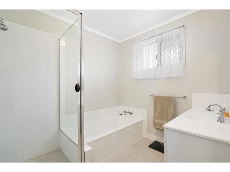 201 Mallawa Drive, Palm Beach QLD 4221