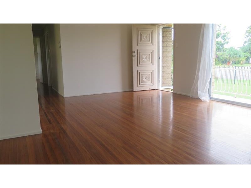 52 Parnki Parade, Palm Beach QLD 4221