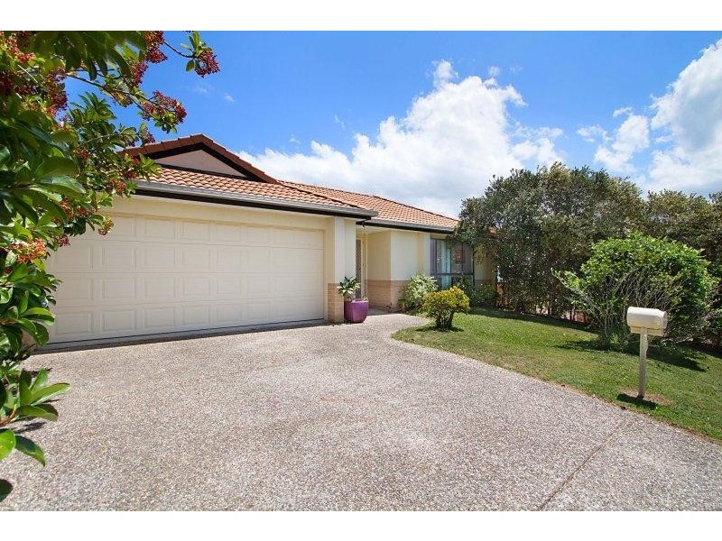 35 Tipuana Drive, Elanora QLD 4221