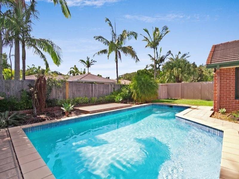 103 Bienvenue Drive, Currumbin Waters QLD 4223