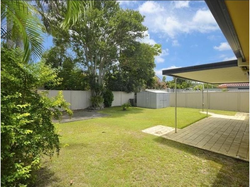 57 Mallawa Drive, Palm Beach QLD 4221