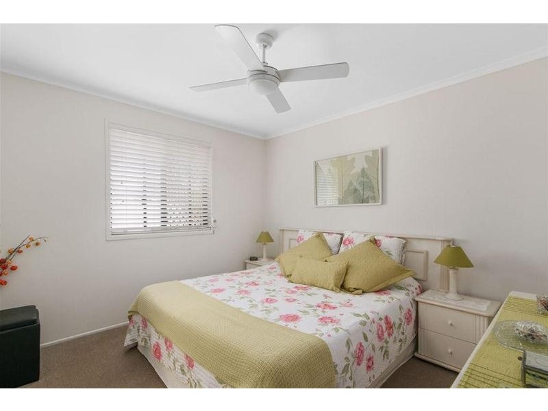 2 Harris Court, Currumbin Waters QLD 4223