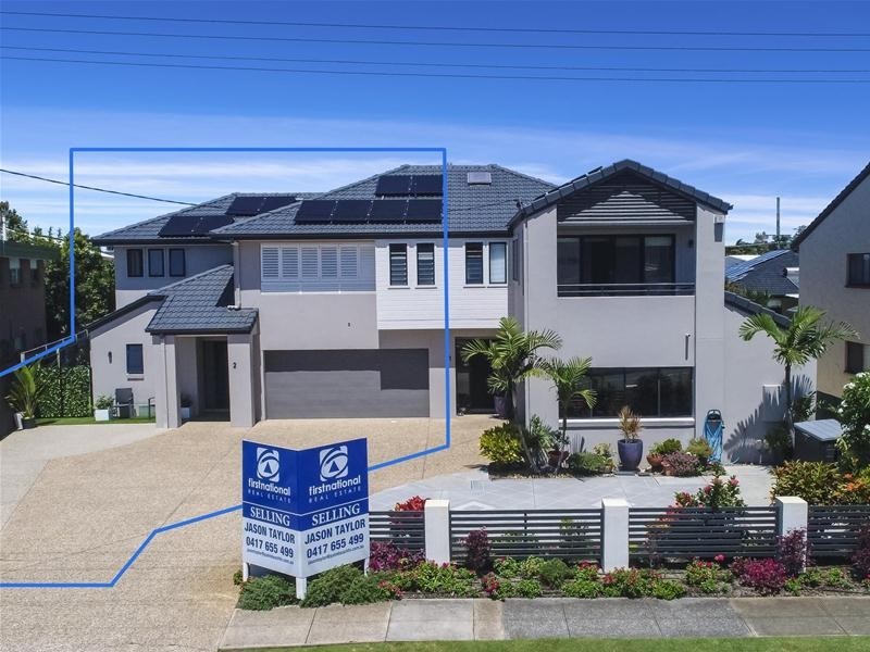 2/52 Tallebudgera Drive, Palm Beach QLD 4221
