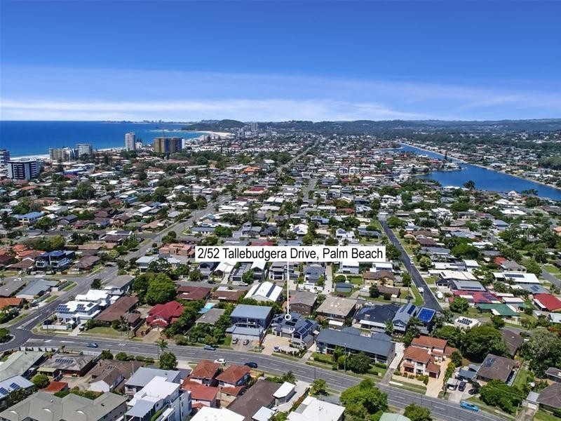 2/52 Tallebudgera Drive, Palm Beach QLD 4221