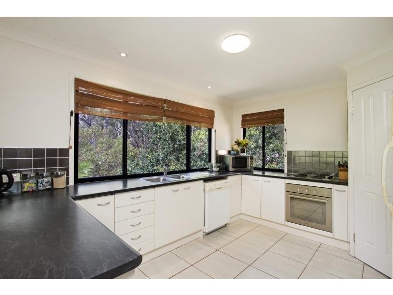 36 Leopard Avenue, Elanora QLD 4221