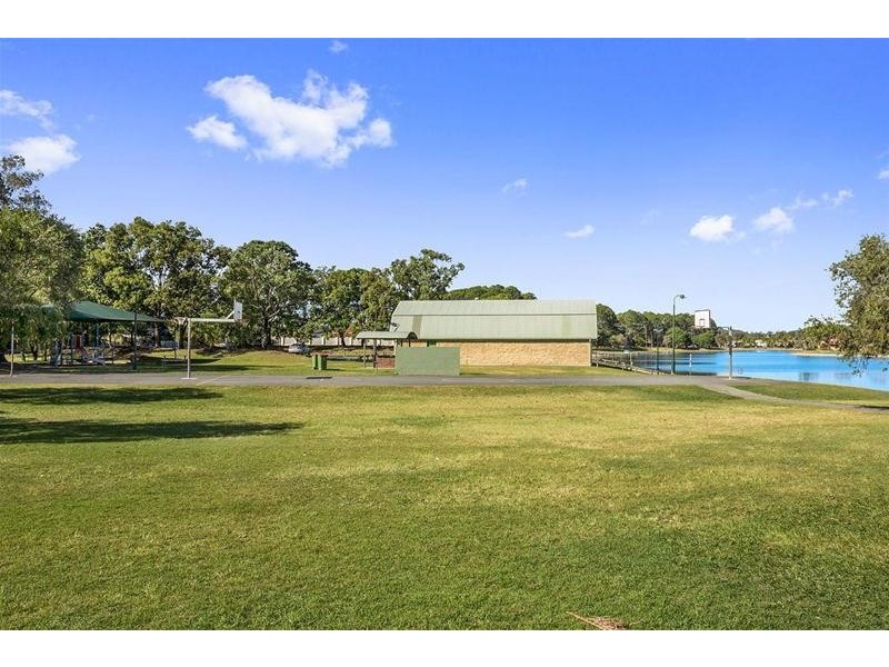 60 Riverside Drive, Currumbin Waters QLD 4223