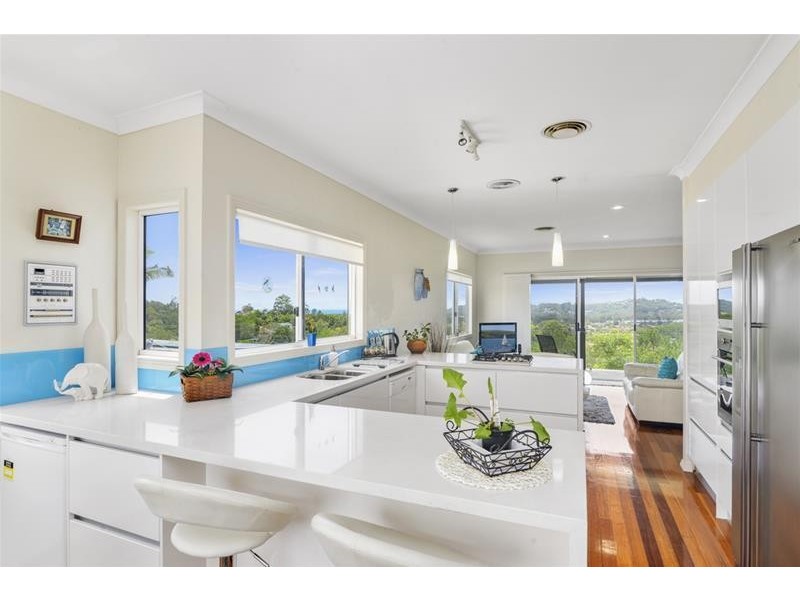 26 Doubleview Drive, Elanora QLD 4221