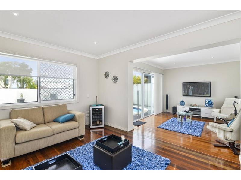 26 Doubleview Drive, Elanora QLD 4221